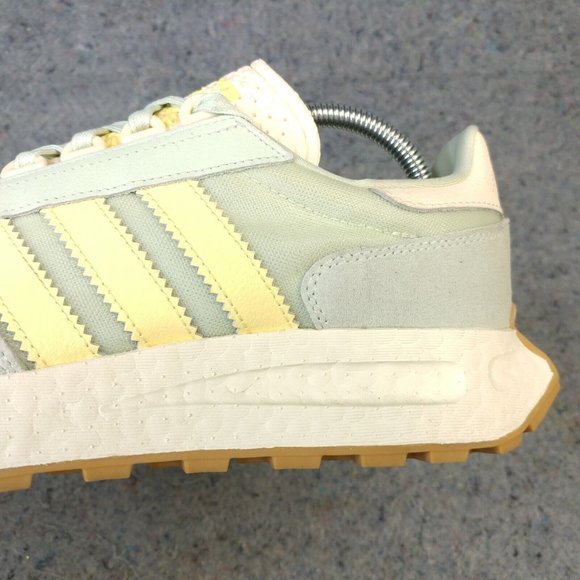 Adidas Retropy E5 Linen Green Womens Running Shoes Size 11 Sneakers GW9419 - Picture 4 of 9